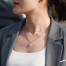 Wellike Necklaces for Women Gold Necklace for Women Initial Necklaces Custom 2pcs Layered Necklaces 18K Gold Jewelry Dainty Necklace Stainless Steel Chain Choker Necklace for Women