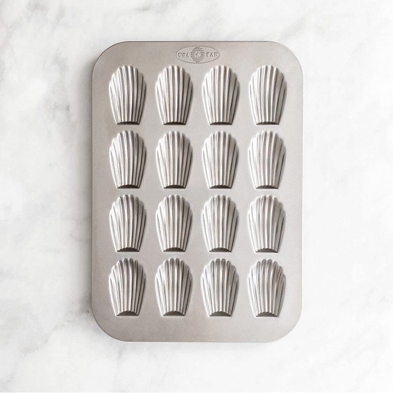 USA Pan Bakeware Nonstick Madeleine Pan, 16 Well