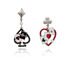 QLUYCKW Bohemian Funny Red-Black Playing Card Earrings for Women Unique Asymmetric Long Poker hearts and spades A Ace Playing Cards Dangle Drop Stud Earrings Charms Fashion Leisure Casino Games Style Hip Hop Jewellery Earring for Party Gifts (Black Red)
