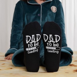 Udobuy Funny Father Grandpa Daddy Father's Day Bad Pun Humor socks,Dad to Be, Loading. Please Wait - Funny socks for New Fathers