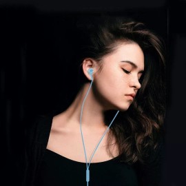 Maíz Audifonos Alambricos In Ear Celular Manos Libres Microfono Color Rojo