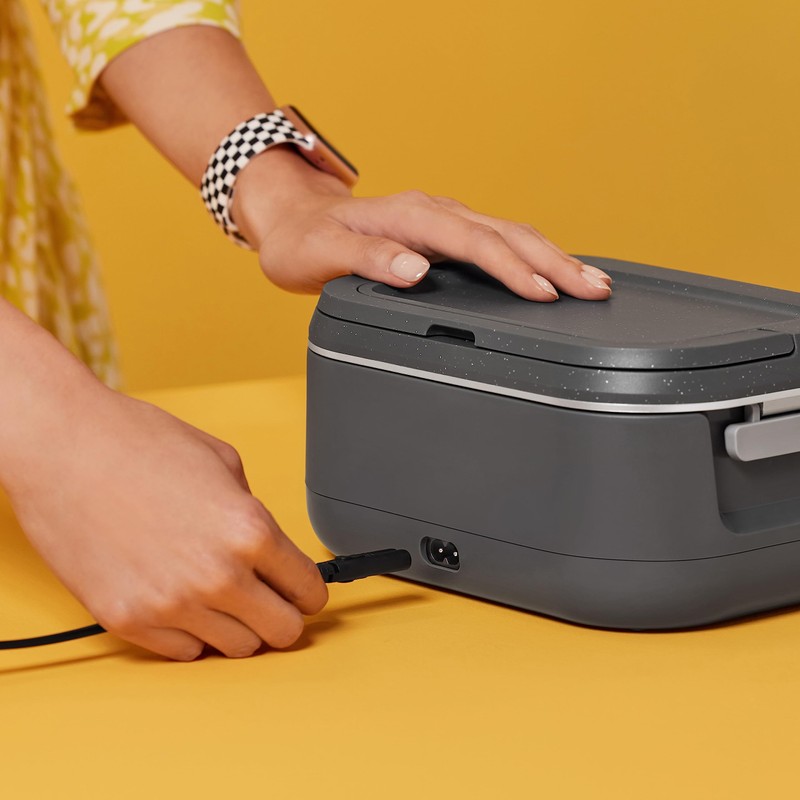 Crock-Pot 28-Ounce Mini Electric Heated Lunch Box, Portable Food Warmer,