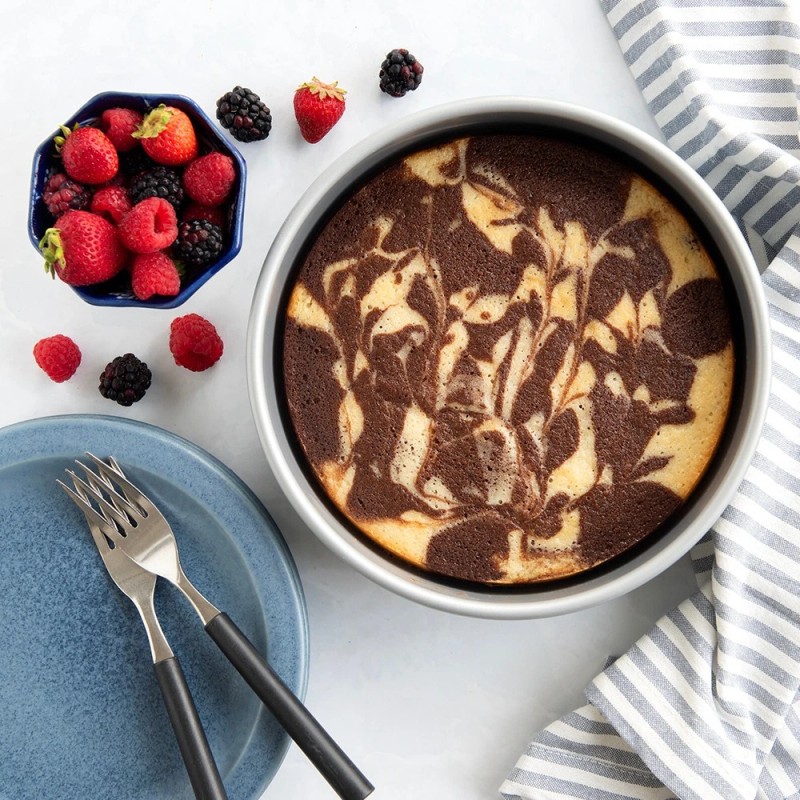 Nordic Ware Brilliant Bakeware Essential Nonstick Baking Pan Set