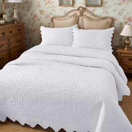 Brandream White Quilt Set King Size Cotton Farmhouse Comforter Set Matelasse Bedding Coverlet Set Scalloped Edge Quilts 3-Piece