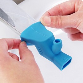 Faucet extension water tap extension tap hand washing water direction baby faucet Random 12ea