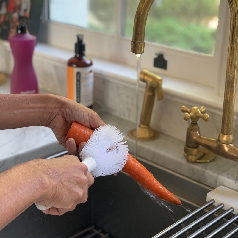 Fox Run Produce Brush, Vegetable Cleaning Brush