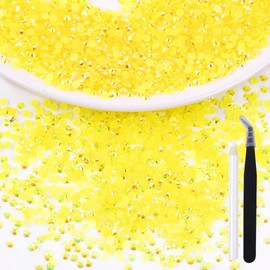RODAKY 2000Pcs Resin Rhinestones，5MM Lemon Yellow AB Round Flatback Jelly Rhinestones for Crafts DIY Crystal Gems Shiny Diamond for Nails Design Rhinestones Bulk Tumblers Face Makeup Clothes Shoes