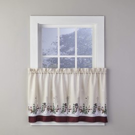 SKL Home by Saturday Knight Ltd. Winter Holiday 36 Inch Tier Pair in Multi