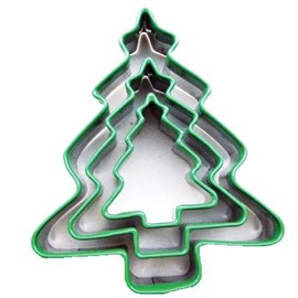 Eddingtons Set of 3 Christmas Tree Shape Cutters with Green Tops