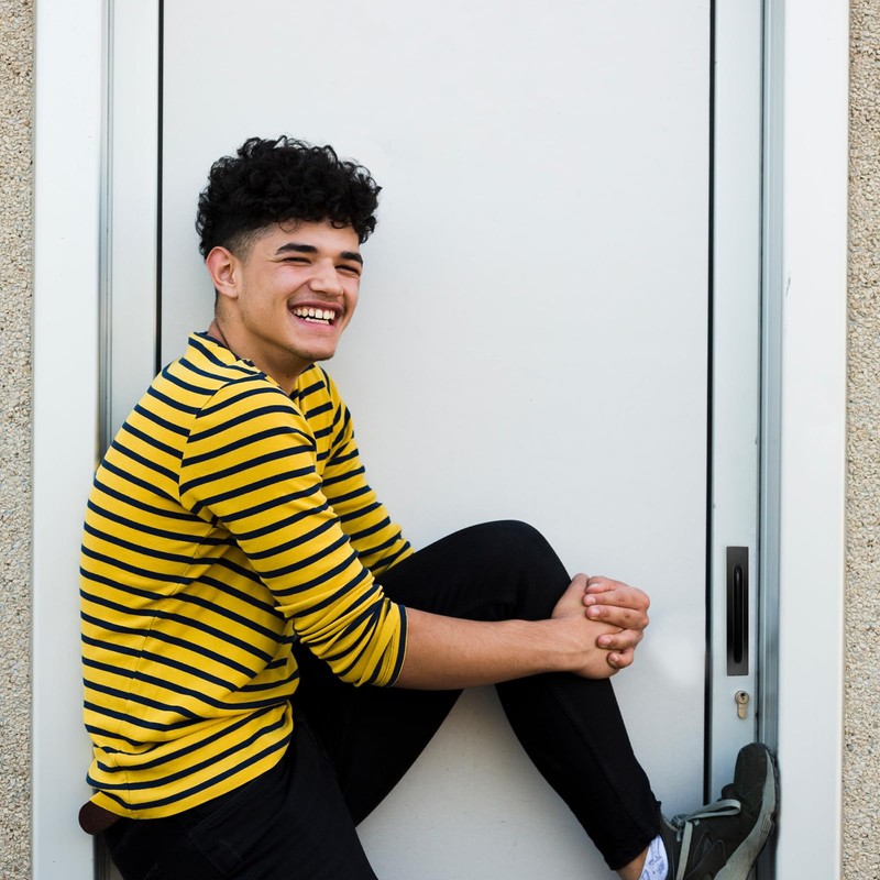 TEAONE Push Pull Helper, 4 PCS Sticky Cabinet Handle for