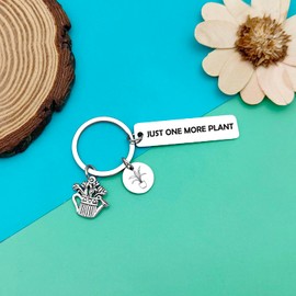 Plant Lover Gift Keyring Plant Lady Keychain Gift Nature Plant Lover Friend Coworker Gifts Funny Gifts for Plant Lady Gardening Florist Farmer Gift Housewarming Gifts Birthday Christmas New Home Gift