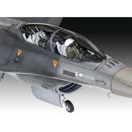 Revell 63844 Model Set Lockheed Martin F-16D Tigermeet 2014, Model Plane to Build Yourself 1.72, 21.3 cm Vehicle Faithful Model Kit for Advanced Users, with Basic Accessories, for Painting