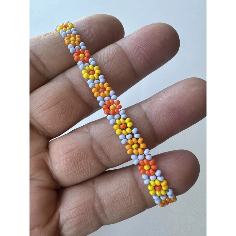 Daisy Beaded Flower Bracelet Blue