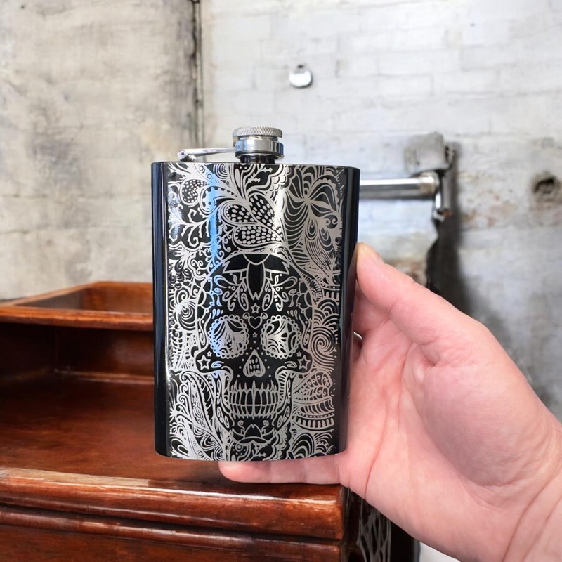 8oz BLACK Sugar Skull Pattern Flask