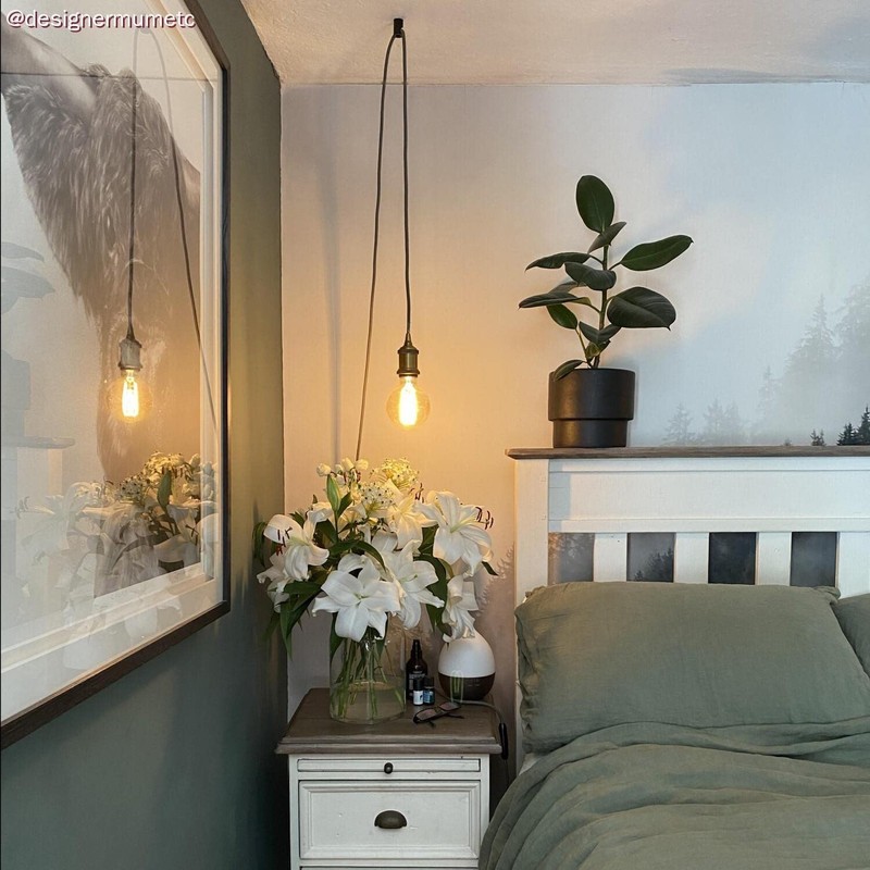 Creative-Cables DCG01NER Decentrator,"V" Hook to Ceiling or Wall Universal for