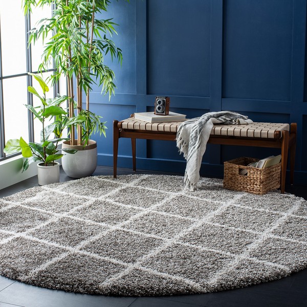 SAFAVIEH Hudson Shag Collection Area Rug - 7' Round, Grey