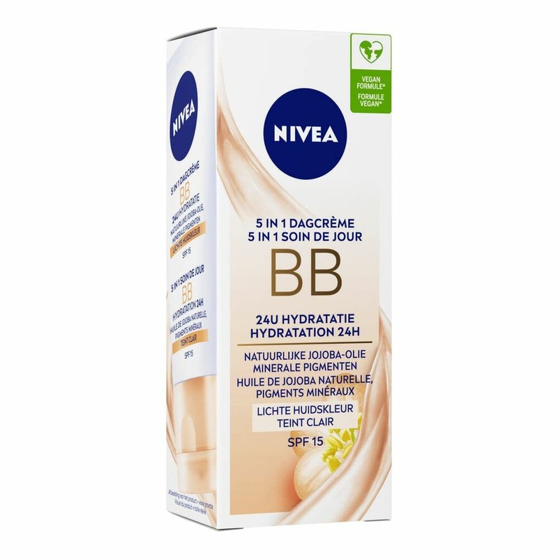 NIVEA Essentials BB Cream Light SPF 20 Dagcrème - 50
