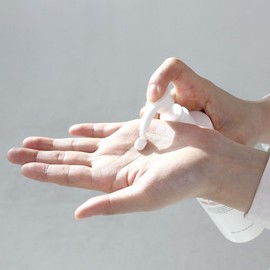 Nella 하얀눈 발효 톤업 바디로션 250ml x 2개 White Snow Fermented Tone-Up Body Lotion 250ml x 2 Pieces