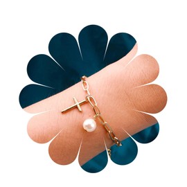 Aneneiceera Boho Love Bracelet Pearl Bracelet Freshwater Gold Paper Clip Chain Bracelet Everyday Bracelet Minimalist Hand Chain Jewellery Gifts for Women and Girls Bridesmaid Gifts (Love), Metal