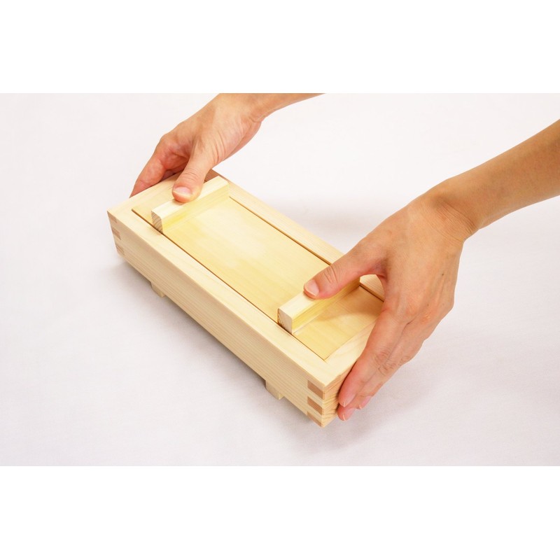 Ichihara woodworking shop Sushi Instrument 7 Tsu Switching Press Tree