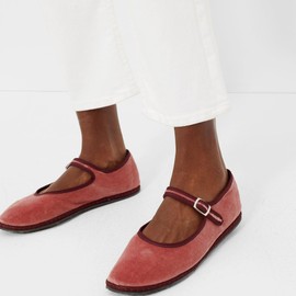 Molozoey Velvet Ballet Flats for Women with Buckle Strap Comfortable Suede Closed Toe Slip On Mary Jane Flats Casual Comfortable Ballerina Shoes Pink