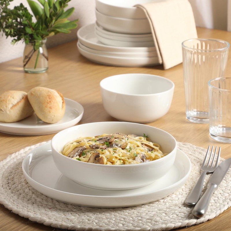 Gibson Home Oslo Porcelain Chip and Scratch Resistant Dinnerware Set,