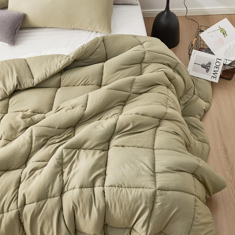 Byourbed Beachfront Avenue - Coma Inducer® Oversized King Cooling Comforter