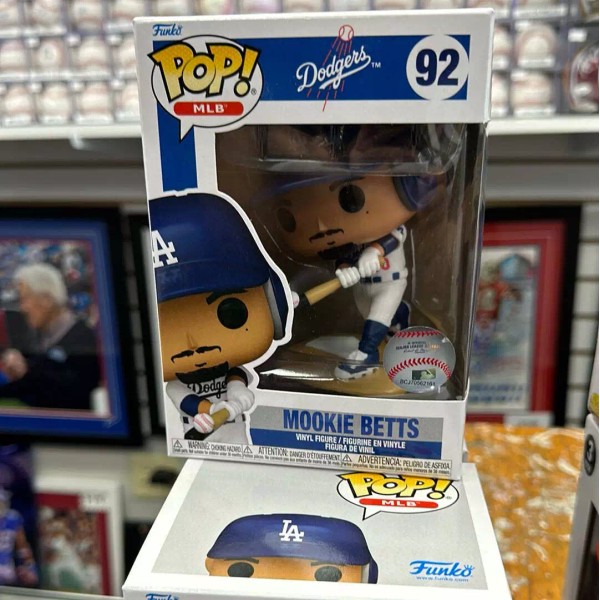 Hall Of Frames Sports Collectibles MOOKIE BETTS LOS ANGELES DODGERS