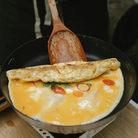 Everything But The Cheddar & Chive Seasoning | All Natural | Non GMO | Hand Crafted | 2.2 oz (62 g) | Gourmet Spice Mix | Small Batch | Artisanal Rub | Seasoning Pack | Magnetic Tin | Gustus Vitae | #238