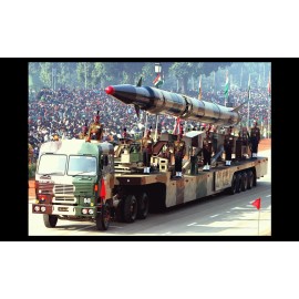 Agni II Nuclear Missile PHOTO MRBM Launcher Bomb India Atomic Bomb Transport