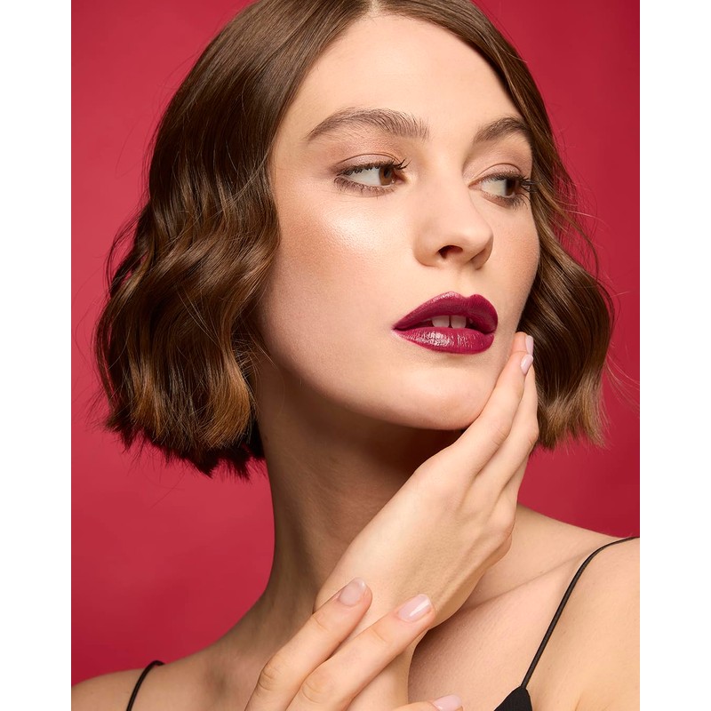 Deborah Milano Red Lipstick No. 14 Chic Berry