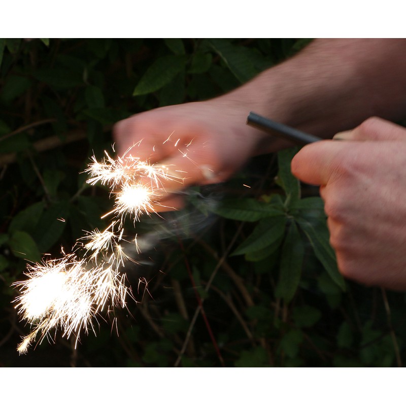 Polymath Products Spitfire Plus – Pocket Fire Lighting Kit. The