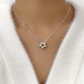 Inilbran Boho Star Necklace Choker Silver Star Choker Necklace Vintage Star Pendant Necklace Hollow Star Celestial Necklace Chain for Women and Girls