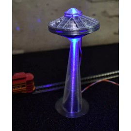 N Z Scale AREA 51 SpaceShip UFO Sci-Fi Flying Saucer LED Blue Orb Abduction Beam