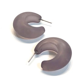 Charcoal Grey Hoop Earrings | vintage frosted lucite snail shell hoops - SNL-GY-1