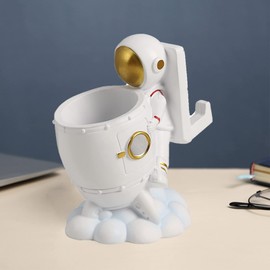 Jaugufiy Resin Astronaut Sculpture Pen Holder Pencil Holder Pen Organizer Cosmetic Brush Holder Decorative Pen Box Pen Pot Makeup Brush Pot (A)