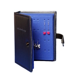 Green The Little Book of Earrings - The perfect way to store your earrings!