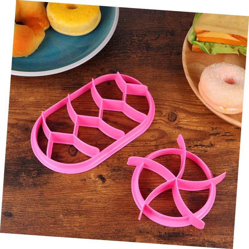 KICHOUSE 2Pcs Bread Press Mold Plastic Pastry Cutters for Baking