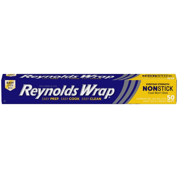Reynolds Non-Stick Foil, Aluminium Kitchen Foil, Non-Stick foil for Cooking, BBQ, Roasting, Pack of 1 Roll, 304mm x 15.2m