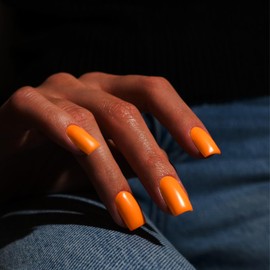 Orange Press on Nails Medium Short Square Nails,KXAMELIE Acrylic Nails Glue on Nails Medium Length,False Nails Press ons,Best Fake Nails for Girls Stick on Nails for Women Daily Wear in 24PCS