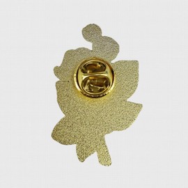 Ficsowy Enamel Pin, White Magnolia Flower Pin, Gardening Pins for WomenLapel Pin, Jewelry Gift for Her (White)