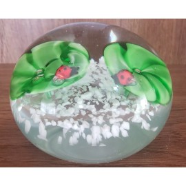 Unbranded Lady Bugs on Lily Pads / Art Glass / Paperweight