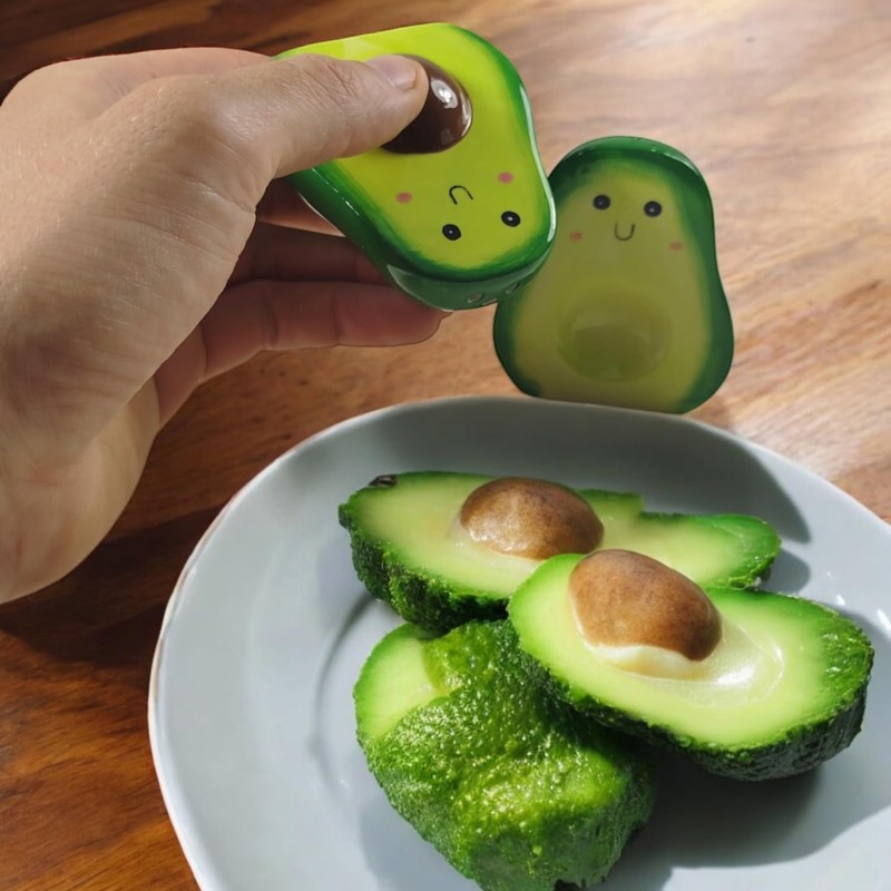 Puckator Avocado Ceramic Salt and Pepper Set