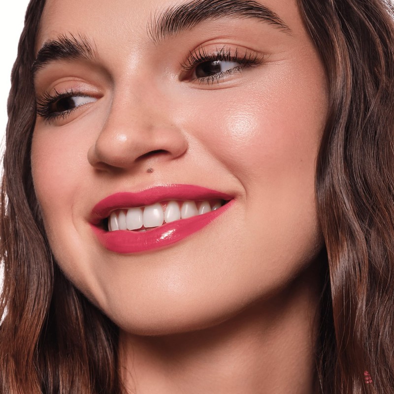 Essence Cosmetics hydra kiss LIP TINT, longlasting, tinting effect, natural,