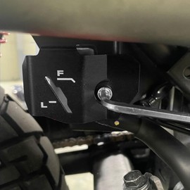 【HRuizq】マスターシリンダー キャップ リアブレーキプロテクタータンク適用 モンキー125 JB02 全モデル モンキー125JB03 全モデル DAX125JB04 全モデル (赤)