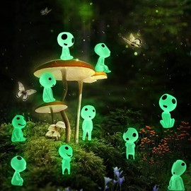 Manwetye 10PCS Fairy Garden Accessories Tree Elves Glow in Dark Garden Alien Decor Miniature Luminous Ghost kit for Micro Landscape Garden Decoration Outdoor Status Patio Lawn Yard Kit (Green)
