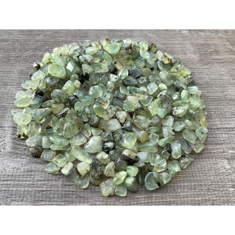 Emerald Chips – Natural Mini Emerald Stones, Crushed Undrilled Emerald,