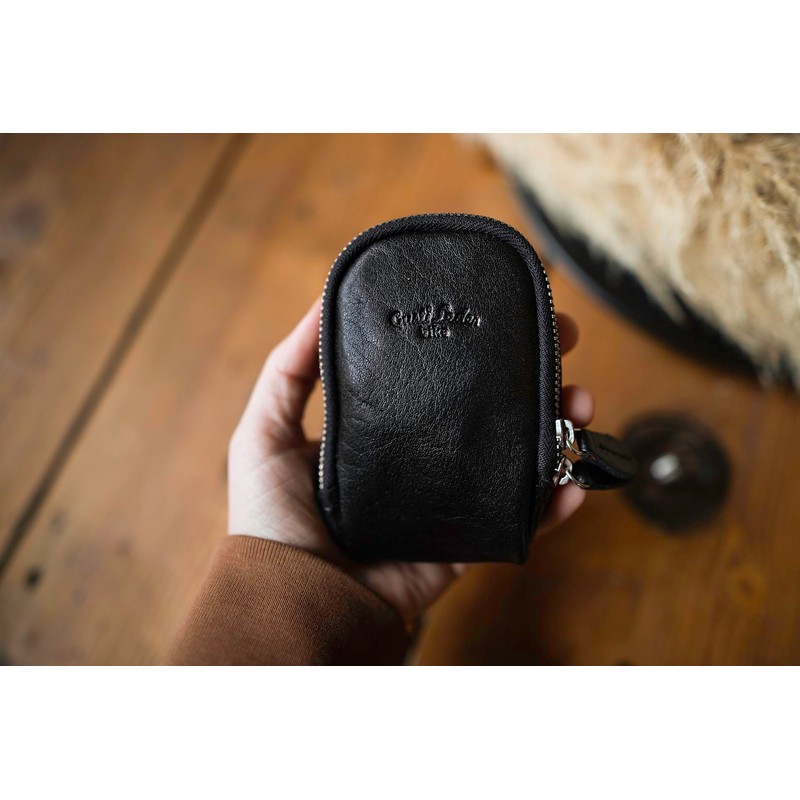 Gusti Rain Cover for Saddle Leather – Regine Cover Saddle
