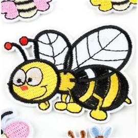 ulricar 17pcs Cartoon Animal Patch Kit Butterfly Embroidered Iron on Patches Bees Sew On Applique PatchesClothing Embroidery Iron on PatchesKids Iron on PatchesJeans Clothing Hats Bags yfzd18 Color