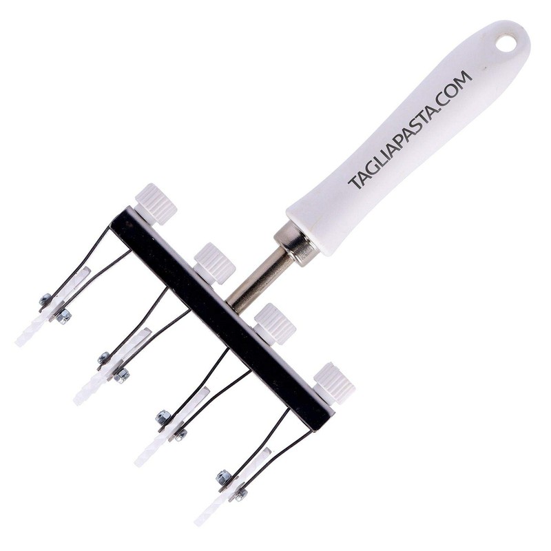 4 Gezähnter Delrin Blades, with ABS Handle Adjustable Dough Cutter.